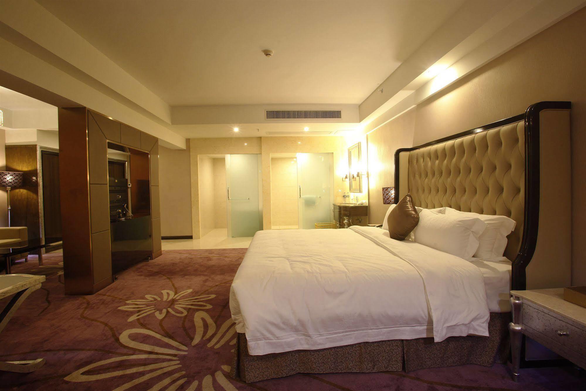 Clayton Hotel-Near Pazhou Exhibition Center Kanton Zewnętrze zdjęcie